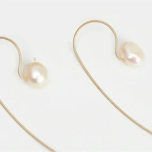2 LEFT! Pearl Threader Earrings Gold Natural Baroque - Picture 5 of 13